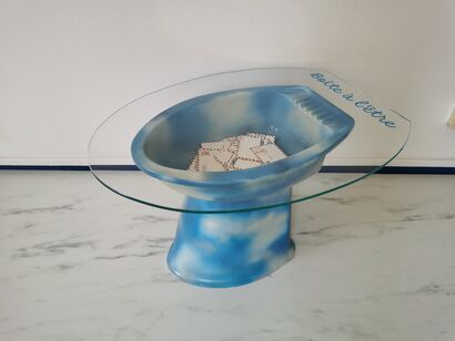 Boite a l\'etre  - a Sculpture & Installation Artowrk by la principessa sul bidet